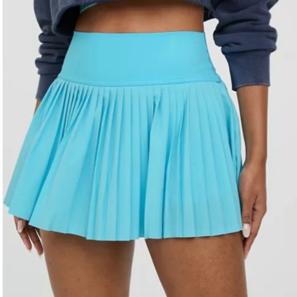 Never worn OFFLINE By Aerie Real Me Tennis Skirt - Picture 2 of 6